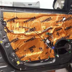 Шумоизоляция салона автомобиля Toyota 4 runner