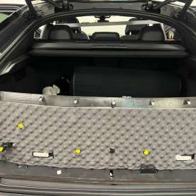 Шумоизоляция обшивки багажника BMW X6