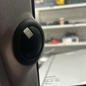 Установка автозвука в Land Cruiser 70