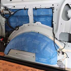 Шумоизоляция арки изнутри вторым слоем Volkswagen Multivan